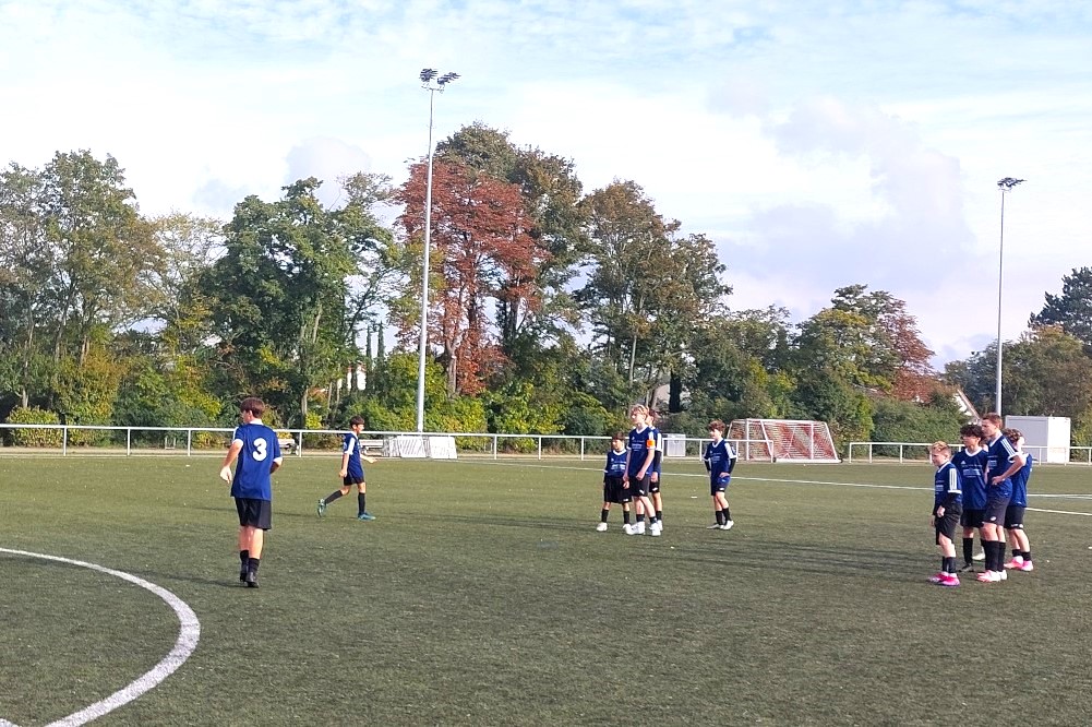U15-Jungs werden Stadtmeister im Fußball